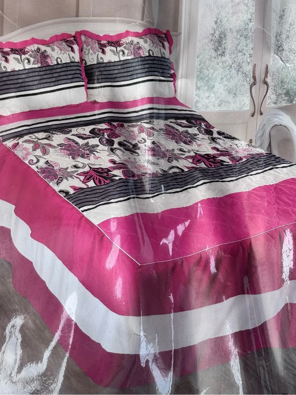 Bold Pink Floral Stripe Comforter Set